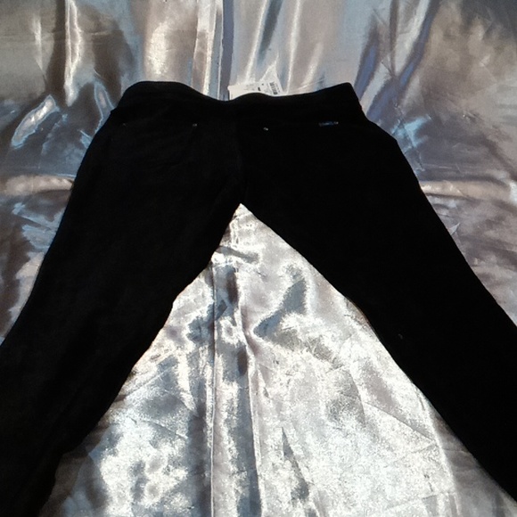 Hue corduroy leggings color is black and size is XL - Picture 2 of 5